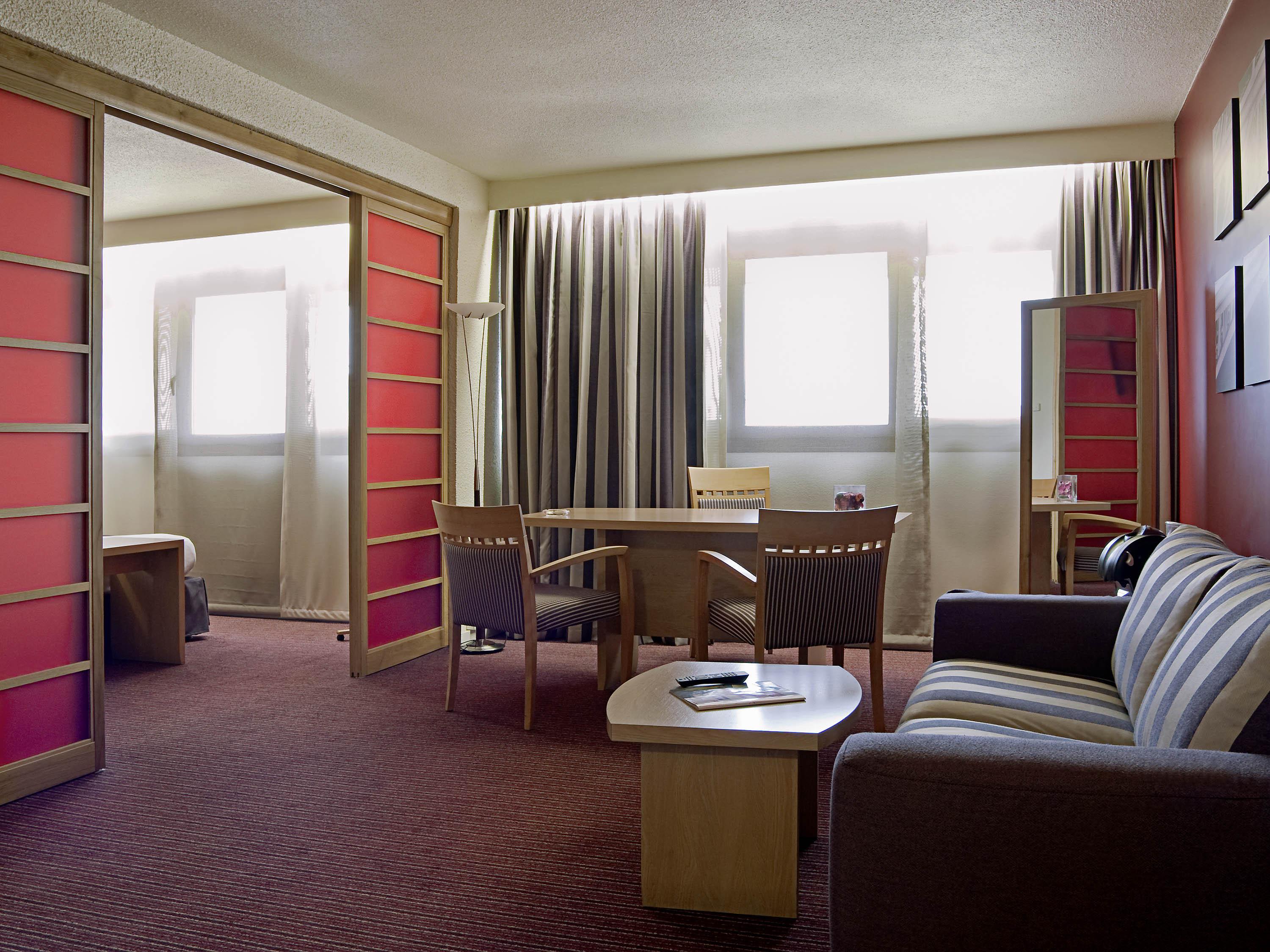 Mercure Paris Porte De Versailles Expo Ванв Екстериор снимка