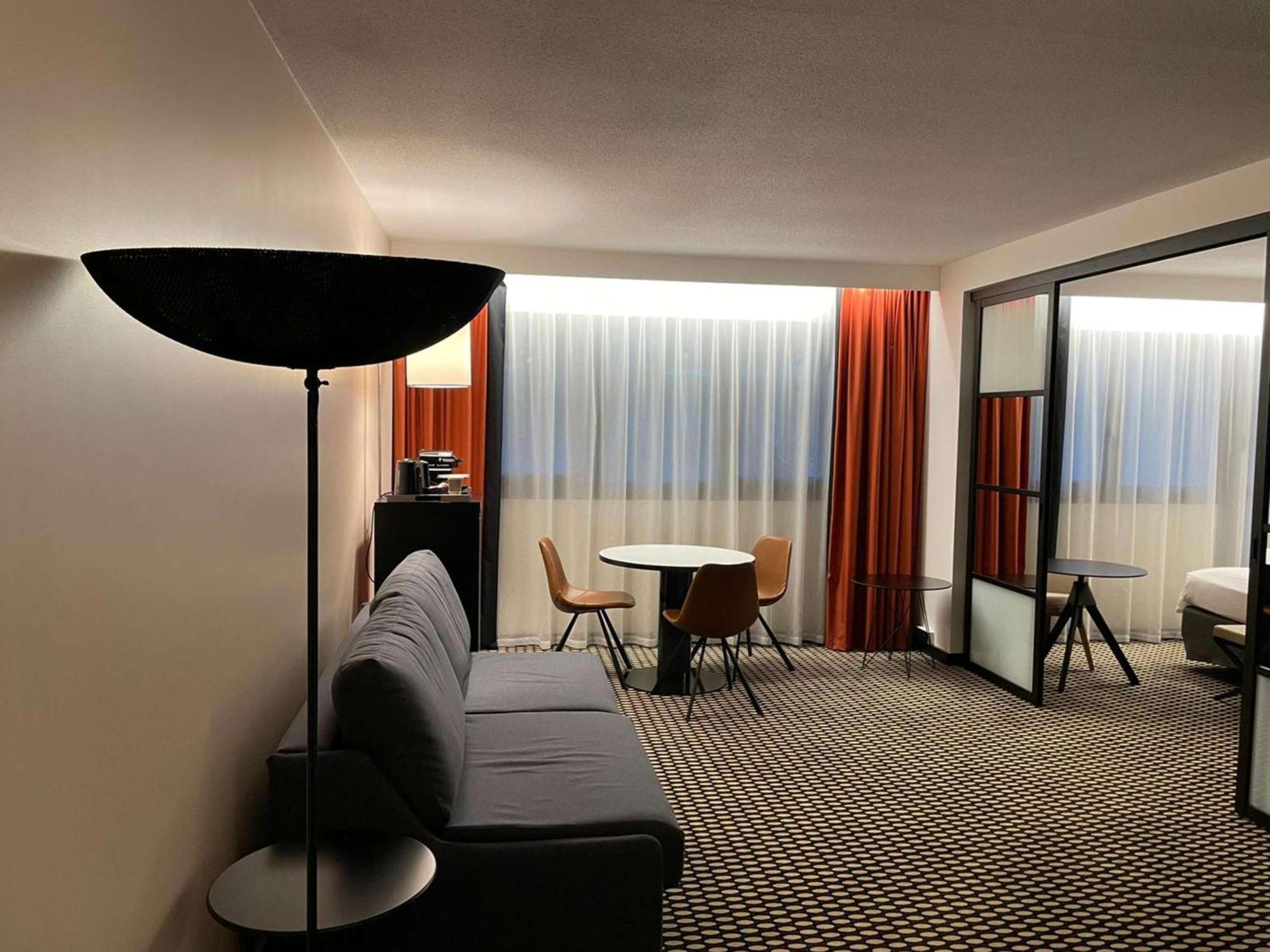 Mercure Paris Porte De Versailles Expo Hotel Ванв Екстериор снимка