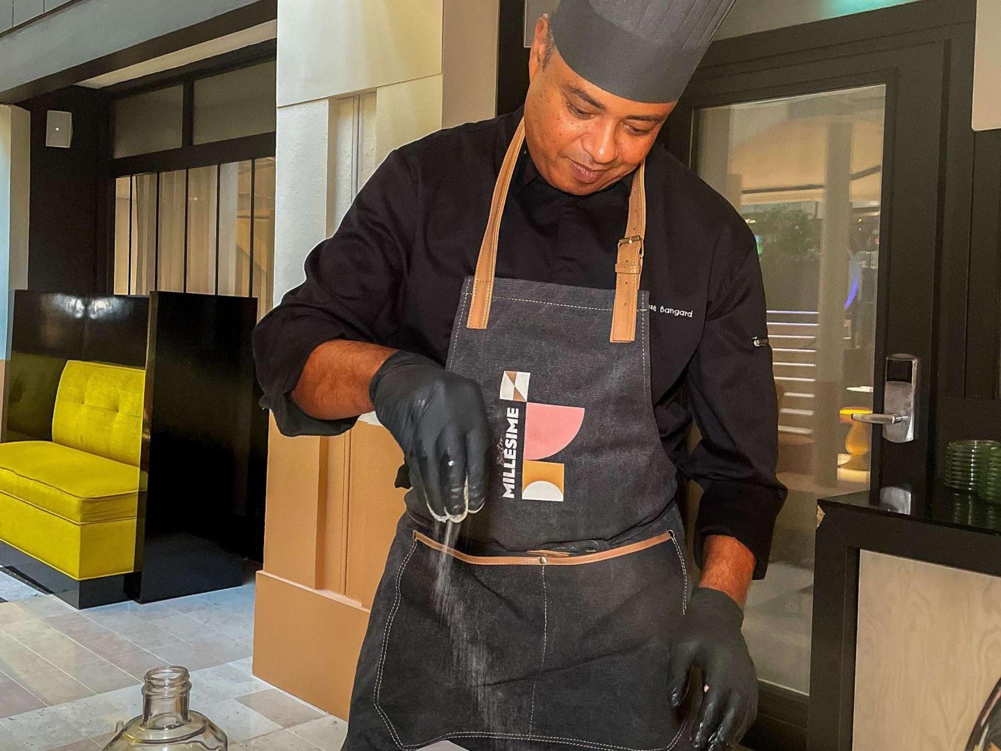 Mercure Paris Porte De Versailles Expo Ванв Екстериор снимка