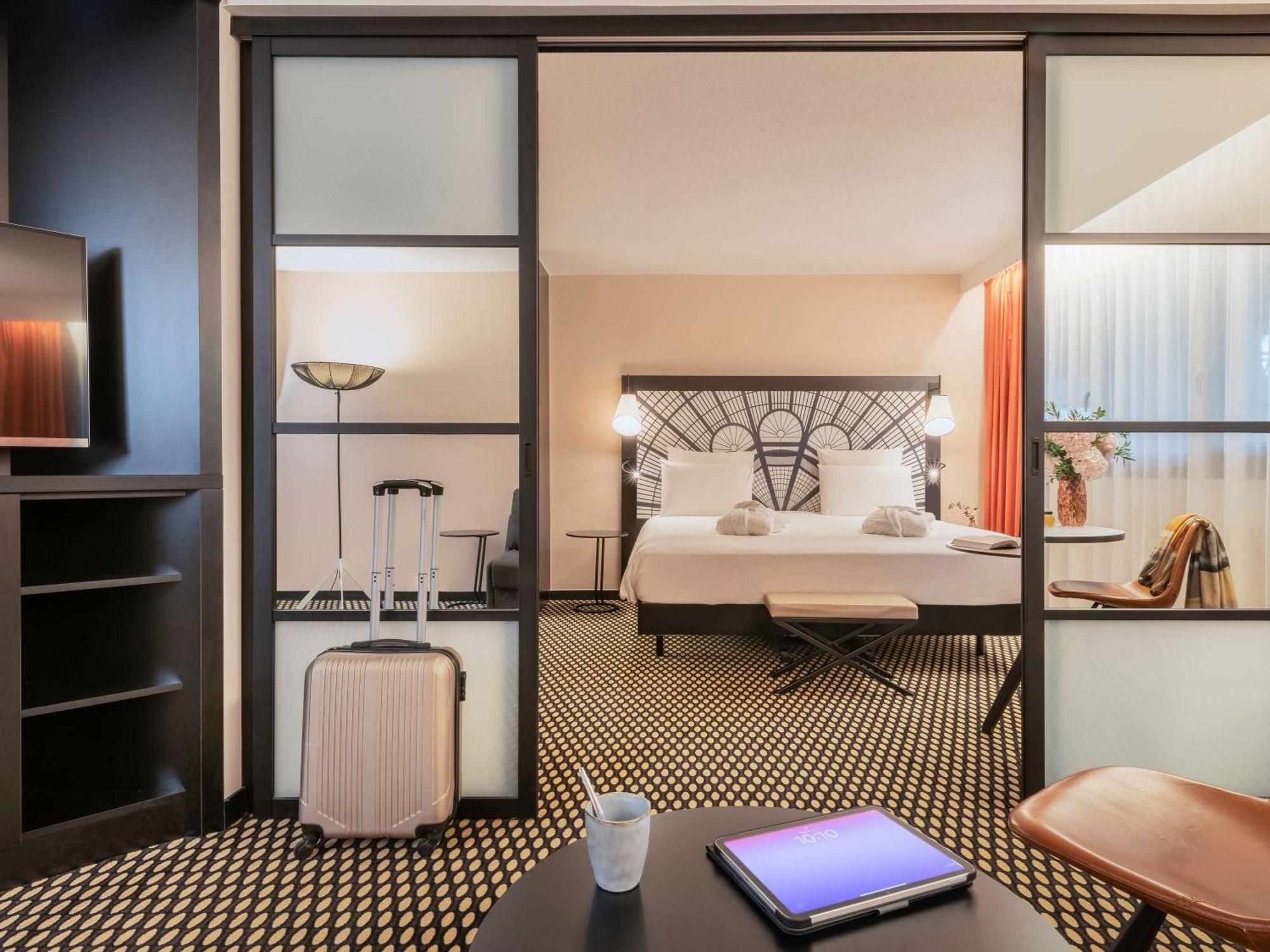 Mercure Paris Porte De Versailles Expo Ванв Екстериор снимка