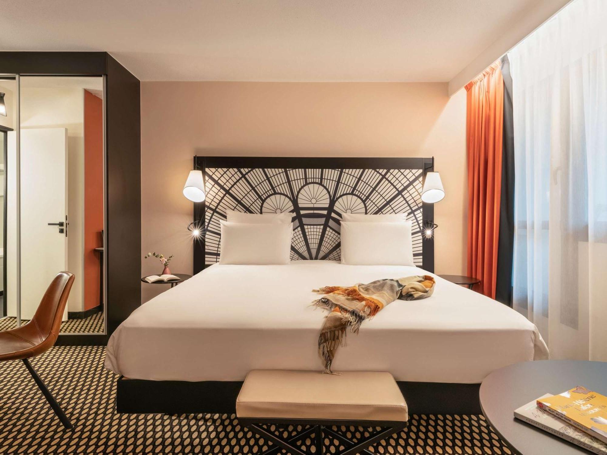Mercure Paris Porte De Versailles Expo Ванв Екстериор снимка